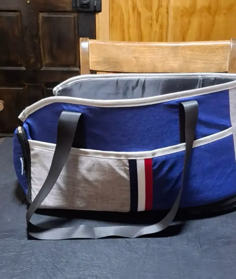 Set Bolso transportador, Leche y Corta uñas - 2