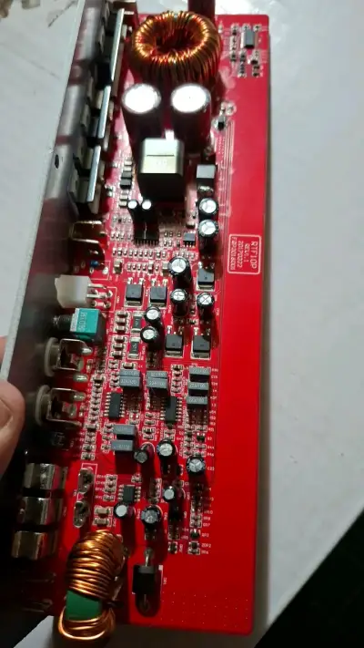 Amplificador Aiwa Clase D 120W RMS - miniatura 2