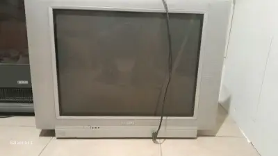 Televisor Philips pantalla plana 29 pulgadas - miniatura 3