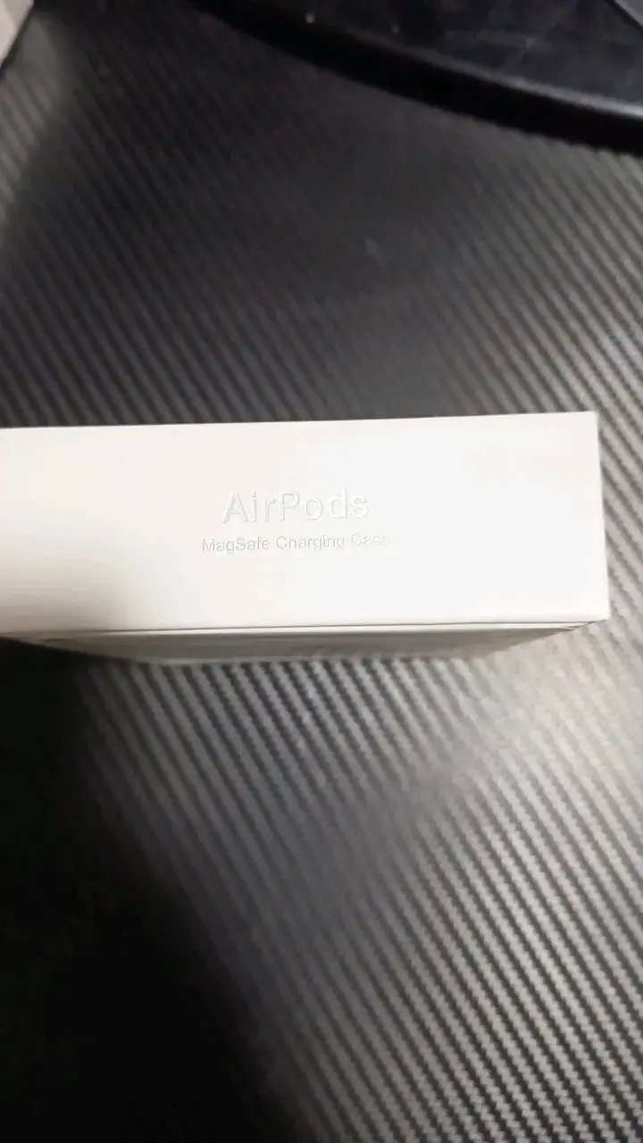 Apple AirPods con estuche de carga MagSafe - 2