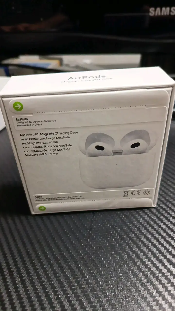 Apple AirPods con estuche de carga MagSafe - 3