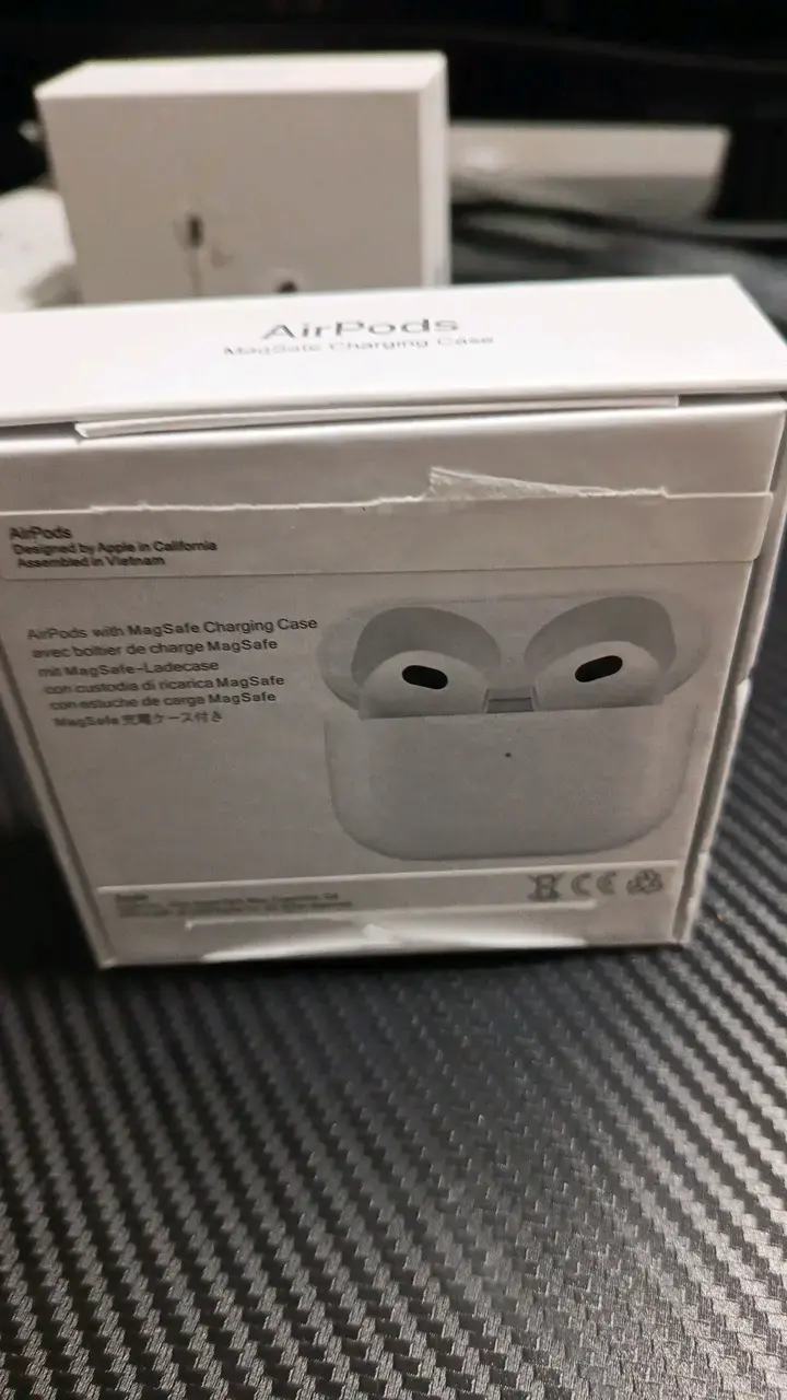 Apple AirPods con estuche MagSafe - 3