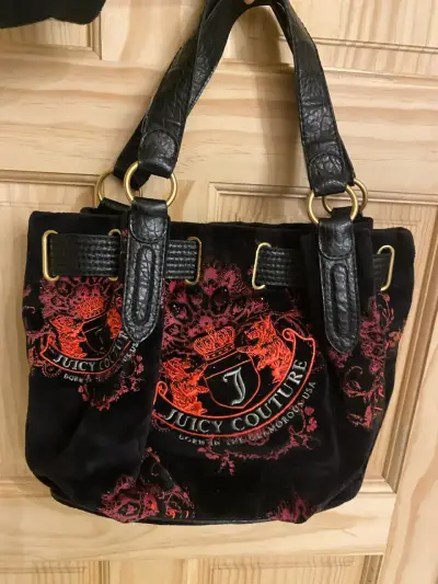 Cartera Juicy Couture de terciopelo Original - miniatura 2