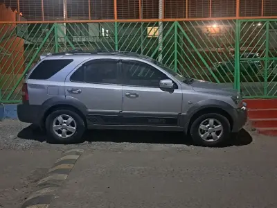 Kia Sorento 2007 en buen estado - miniatura 1