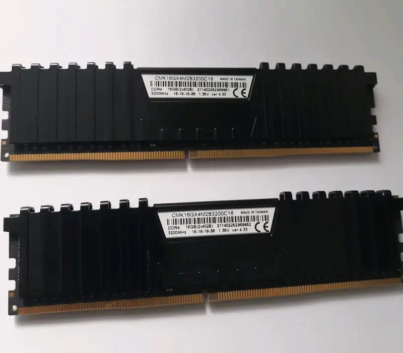 Memoria RAM Corsair Vengeance LPX DDR4 16GB 3200MHz - 3