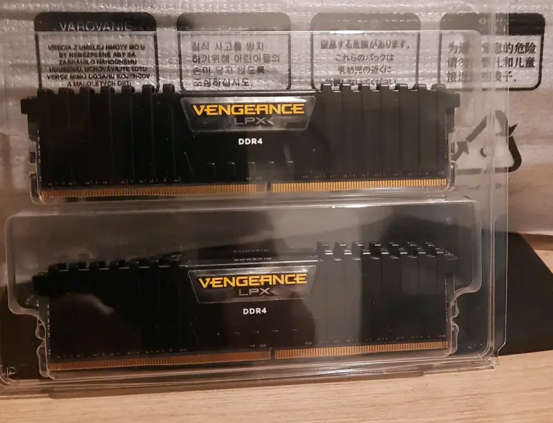 Memoria RAM Corsair Vengeance LPX DDR4 16GB 3200MHz - 4