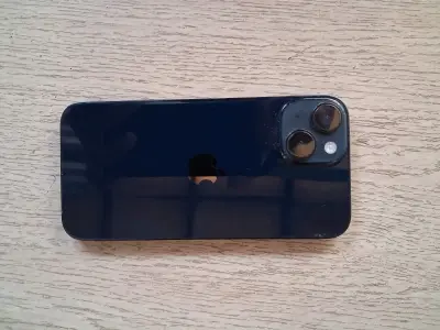 iPhone 14 en buen estado con batería al 88% - miniatura 1