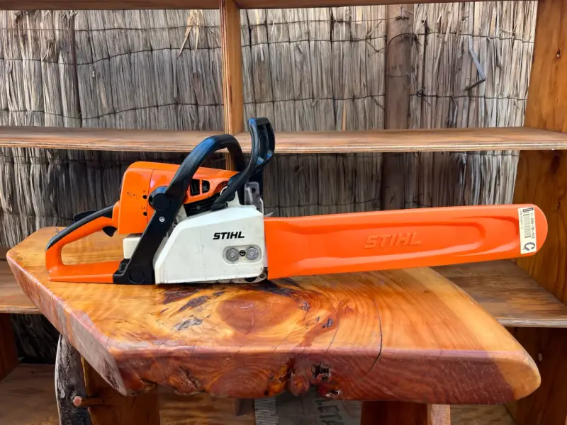 Motosierra Stihl MS 250 en buen estado - 4