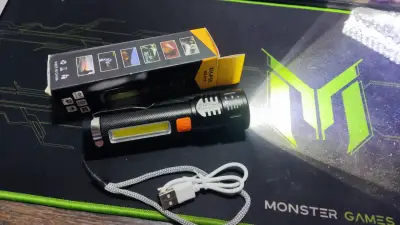 Linterna LED Recargable con Luz Roja EMERGENCIAS - miniatura 1