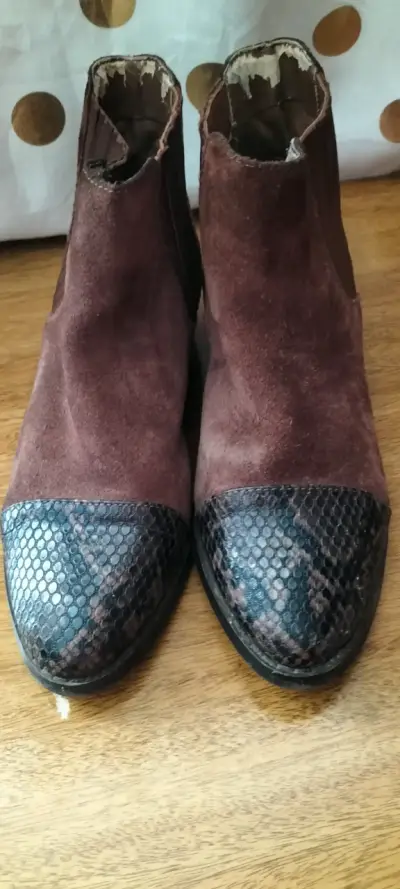 Botines de reno marrón con punta de serpiente - miniatura 1