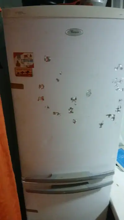 Refrigerador Whirlpool blanco en buen estado - miniatura 3