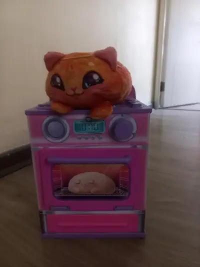 Horno de juguete con peluche de gato - miniatura 1