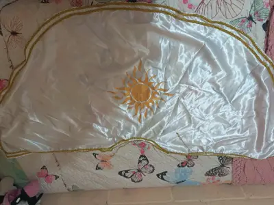 Disfraz de princesa blanco y dorado para niña - miniatura 2