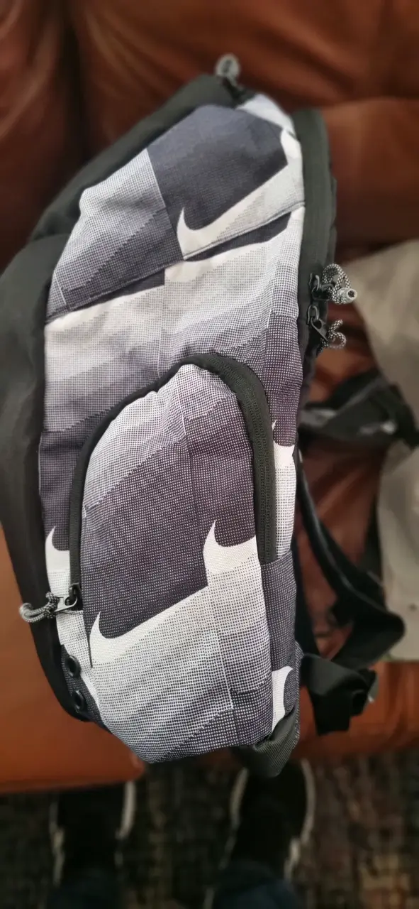 Mochila Nike Élite V2 - 4