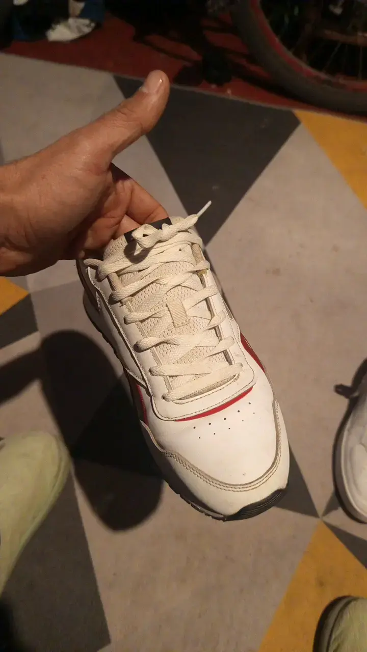 Zapatillas deportivas Reebok blancas con rojo - 2
