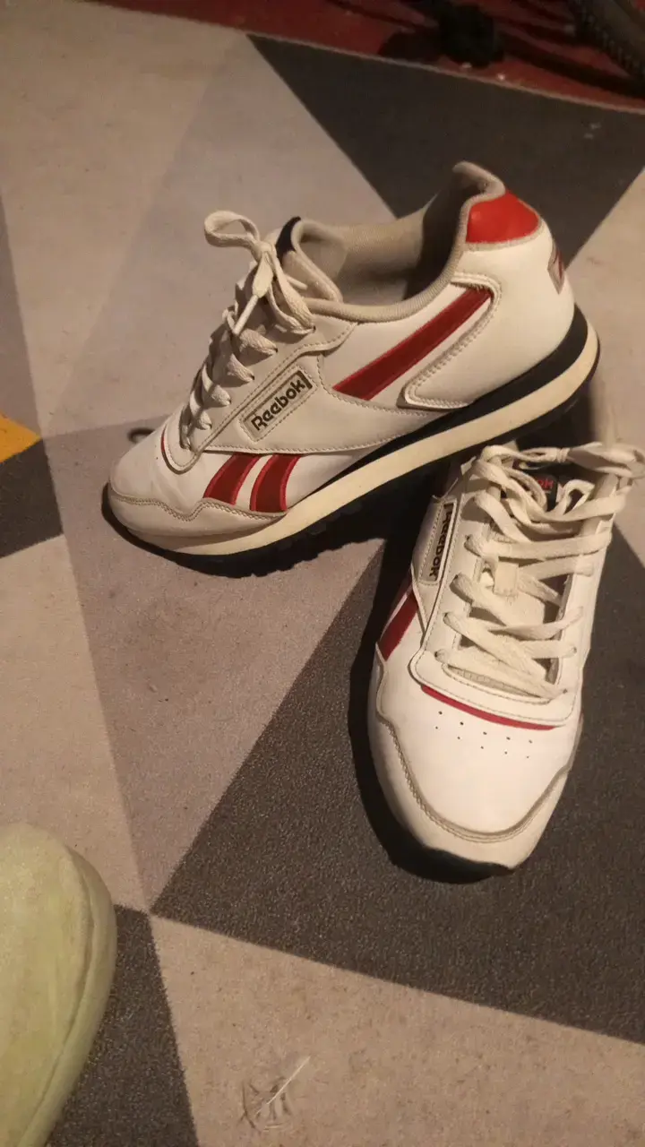 Zapatillas deportivas Reebok blancas con rojo - 3