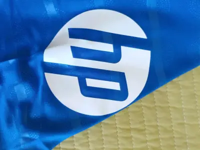 Camiseta fútbol real Madrid - miniatura 6