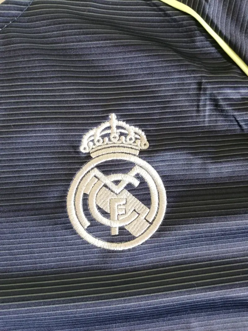 Camiseta fútbol real Madrid - 2