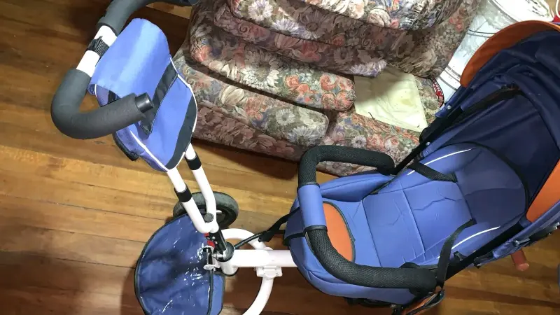 Triciclo para bebé con manillar ajustable azul - 1