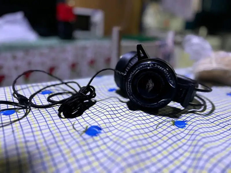 Auriculares Gamer A5 con Micrófono y Luces LED - 2