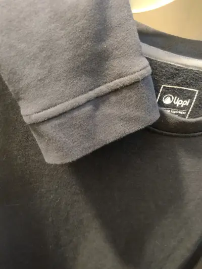 Polerón  LIPPI con diseño casual - miniatura 2