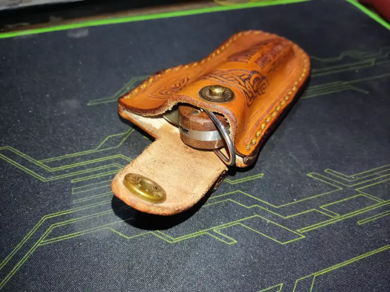 Cuchillo viticultor Hawk Bill con funda de cuero - 3