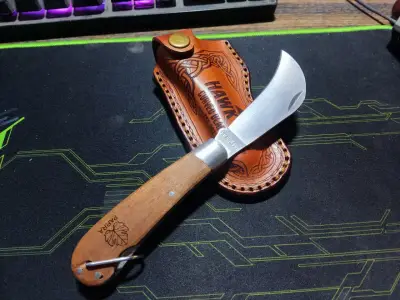 Cuchillo viticultor Hawk Bill con funda de cuero - miniatura 6