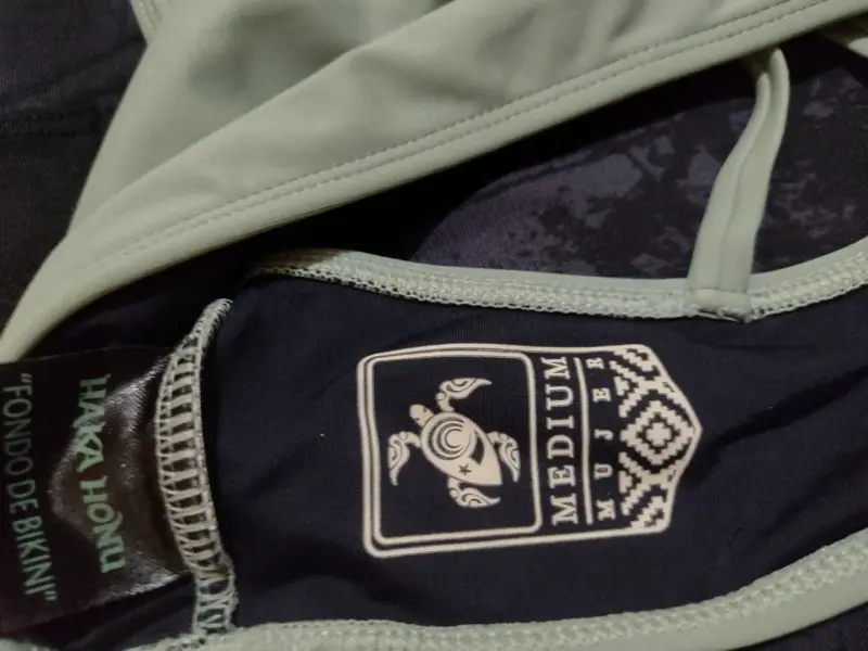 Bikini Haka Honu verde con diseño cruzado M - 2