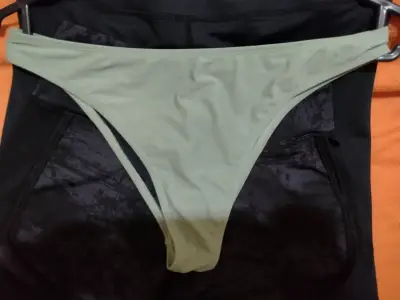 Bikini Haka Honu verde con diseño cruzado M - miniatura 6