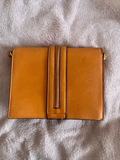 Cartera Amarilla - miniatura 2