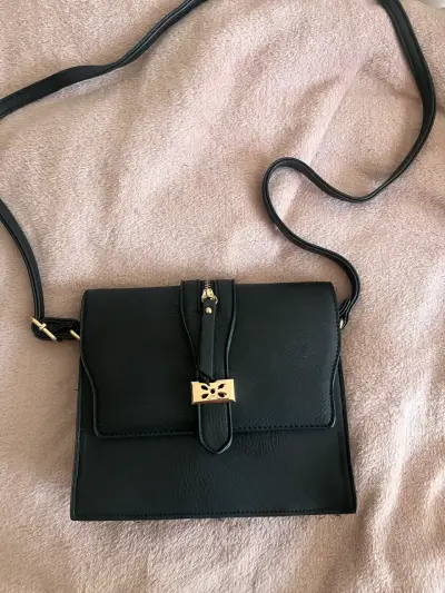 Cartera negra - miniatura 1
