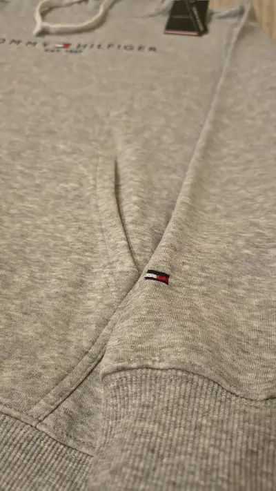 🦘Polerón tipo canguro Tommy Hilfiger - miniatura 4