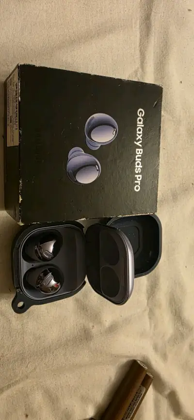 Audífonos Inalámbricos Samsung Galaxy Buds Pro - miniatura 1