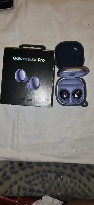 Audífonos Inalámbricos Samsung Galaxy Buds Pro - miniatura 2