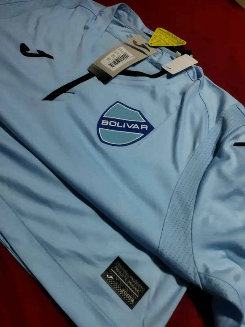 Camiseta deportiva celeste Joma, Bolívar - 2