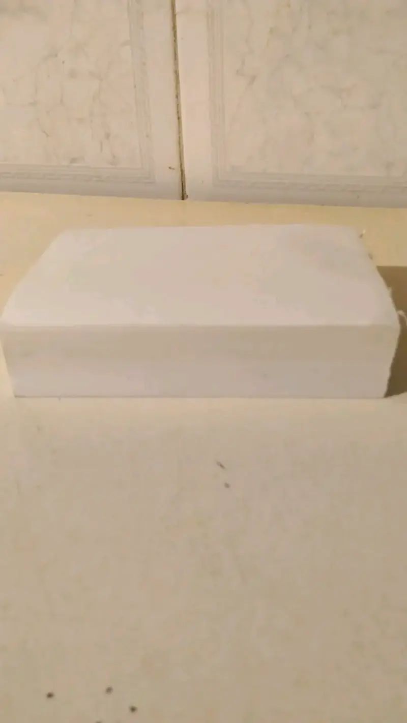 Bloque de papel blanco para notas - 1
