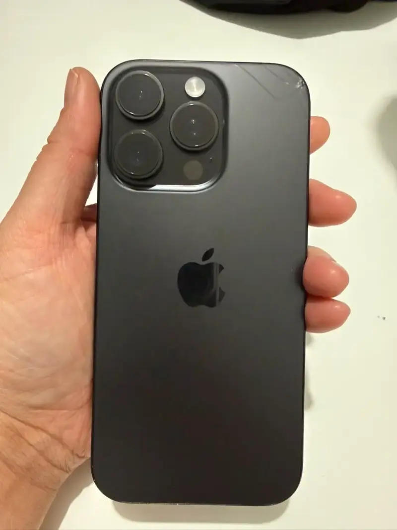 iPhone 16 pro - 2