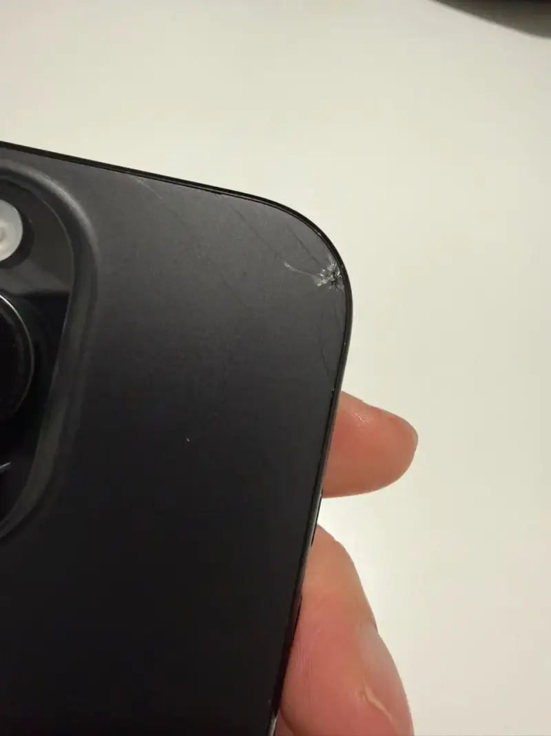 iPhone 16 pro - 3