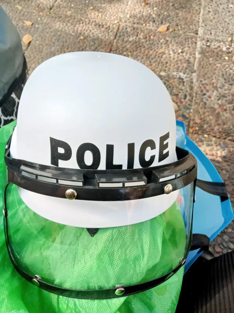 Casco de Protección con Visera para Policía - 4
