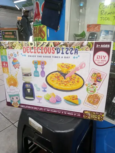 Set de Juego de Cocina Infantil con Pizza y Accesorios - miniatura 1