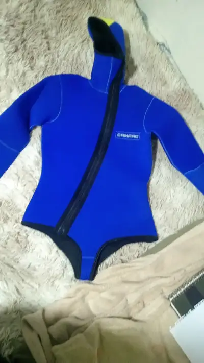 Traje de buceo azul con capucha Camaro - miniatura 1