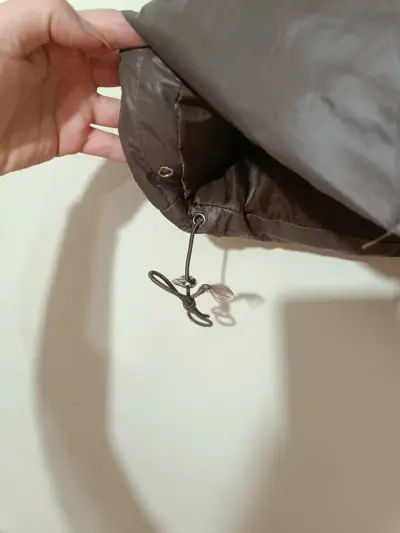 Chaleco acolchado marrón para mujer - miniatura 2