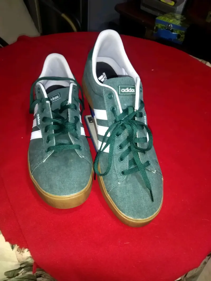 Zapatillas deportivas verdes Adidas para hombre - 3