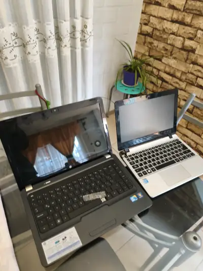 Notebooks para repuesto o reparar - miniatura 1
