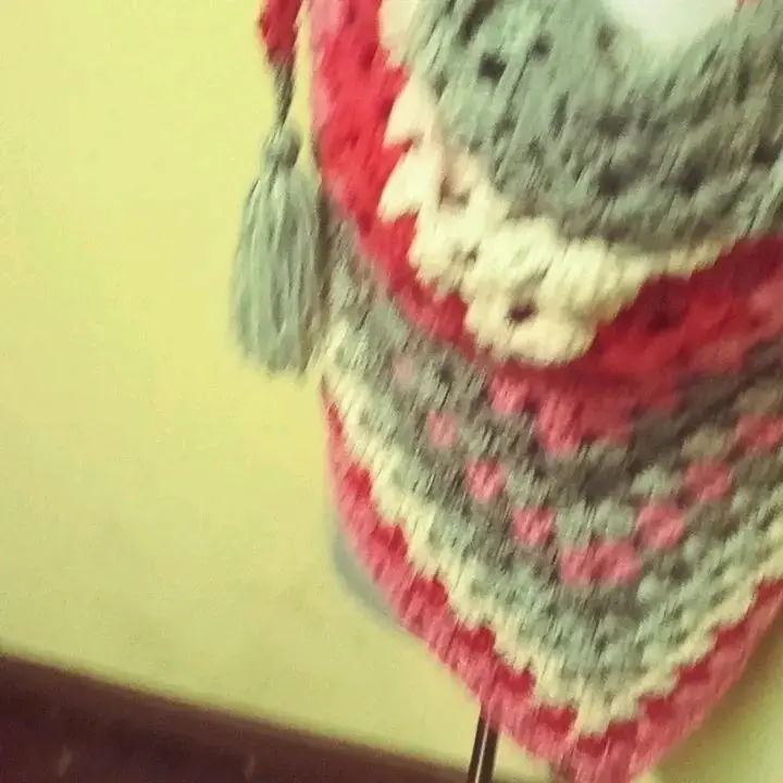 Chal tejido a crochet multicolor - 4