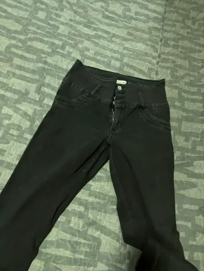Jeans negros Opposite talla 44 - miniatura 2