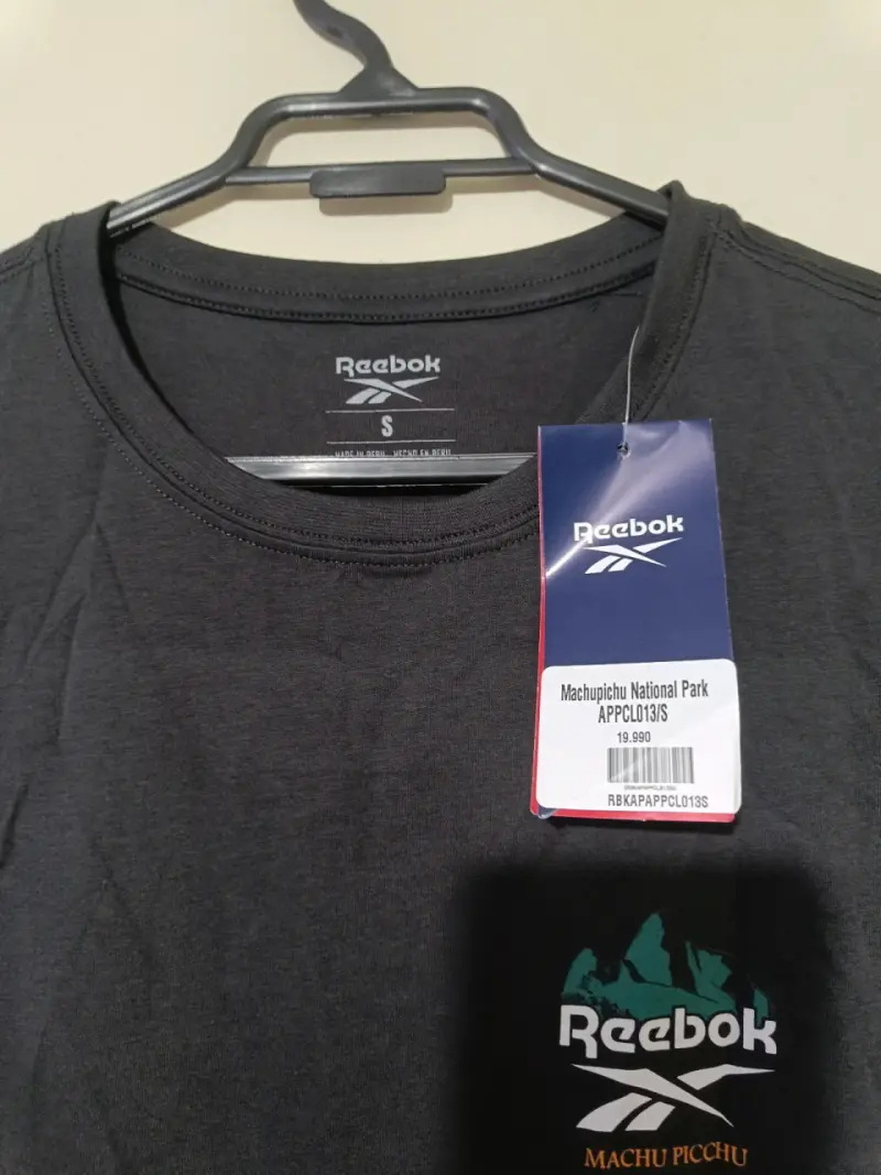 Polera Reebok Machu Picchu gris para hombre - 3