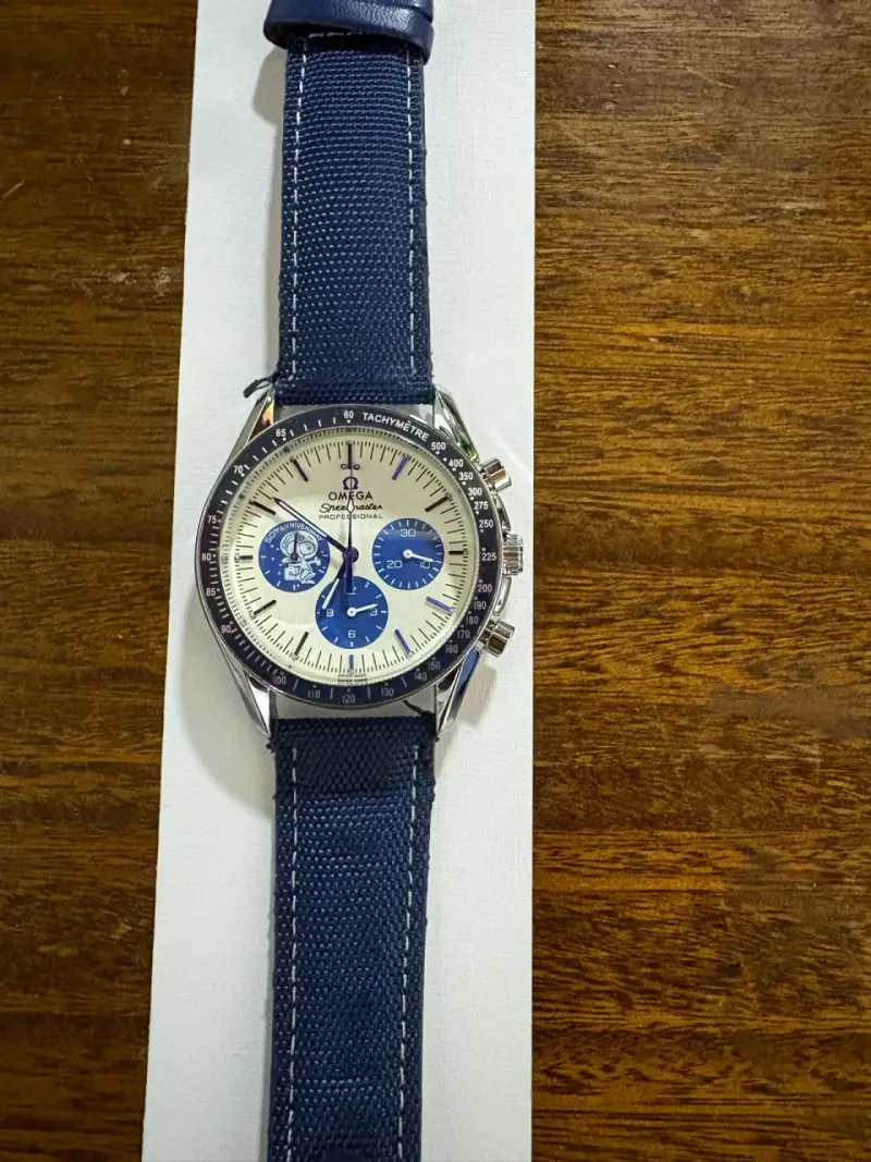 Reloj Omega Speedmaster Snoppy Rplk