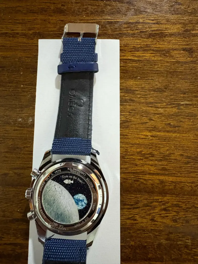 Reloj Omega Speedmaster Snoppy Rplk - 2