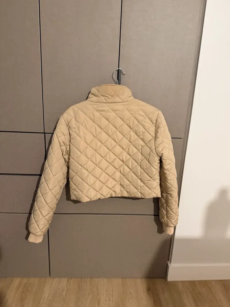 Chaqueta acolchada beige para mujer - 2